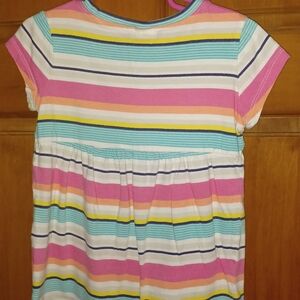 GIRLS SIZE 5 SHORT SLEEVE STRIPPED SHIRT